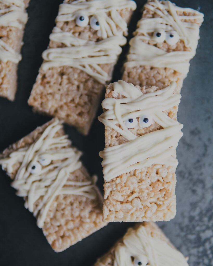 Mummy rice cereal treats for Halloween.